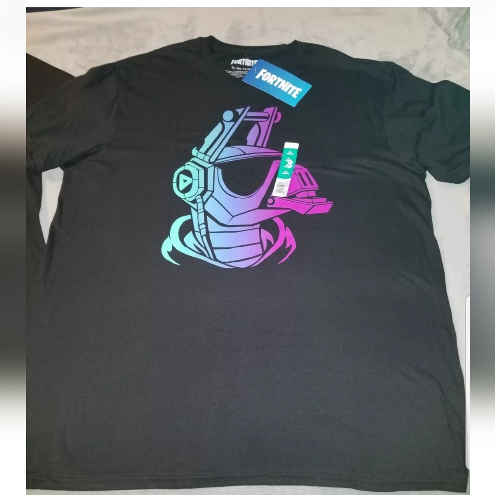 Men's Fortnite Soldier Trooper Gaming Headset Colorful Graphic Black Tshirt XL